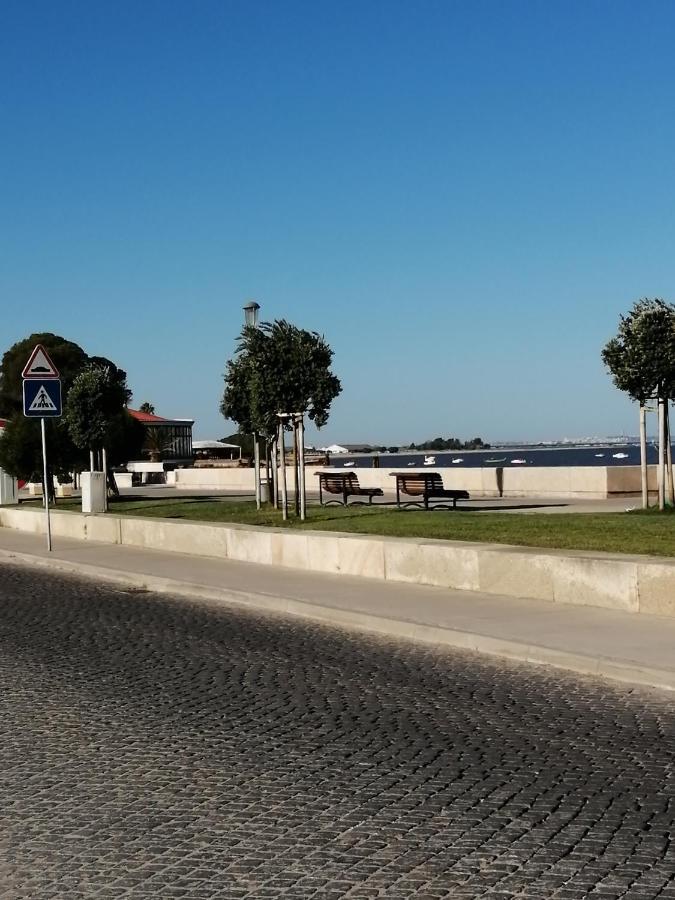 Casa Do Tejo De Alcochete Villa Екстериор снимка
